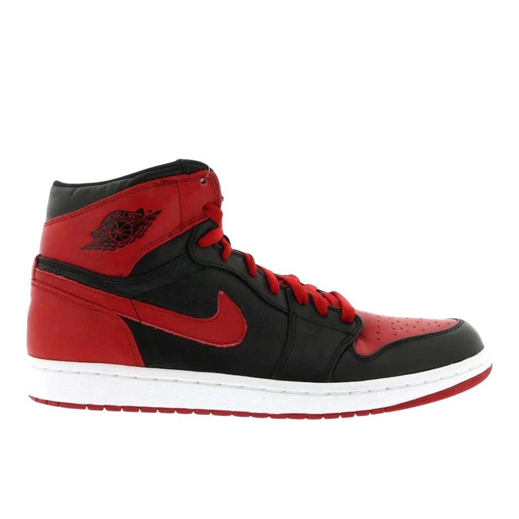 Jordan 1 Retro Banned (2011)