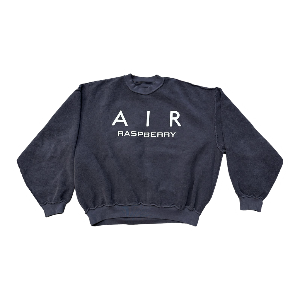 GV Gallery Raspberry Air Crewneck Navy